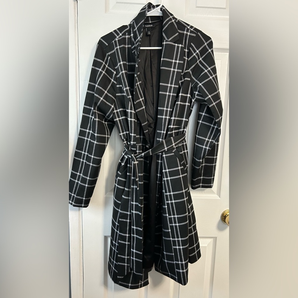 Torrid Black & White Plaid Coat 12/XL